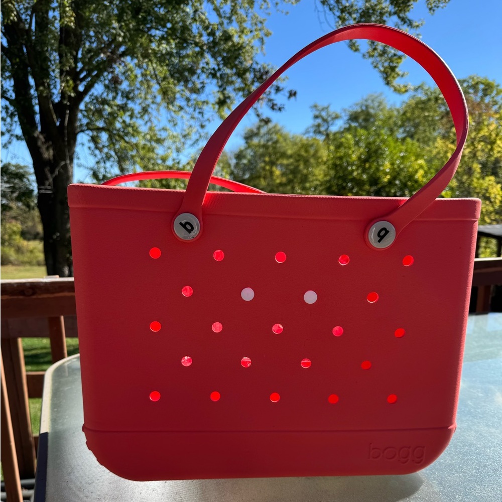 Coral Bogg Bag NWOT